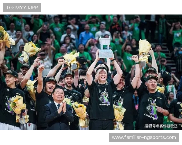 中国男篮逆转夺冠创历史新篇章在亚洲杯赛场全场沸腾见证荣耀时刻